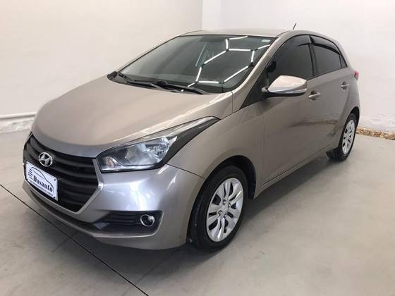 HYUNDAI HB20 1.0 COMFORT PLUS 12V FLEX 4P MANUAL